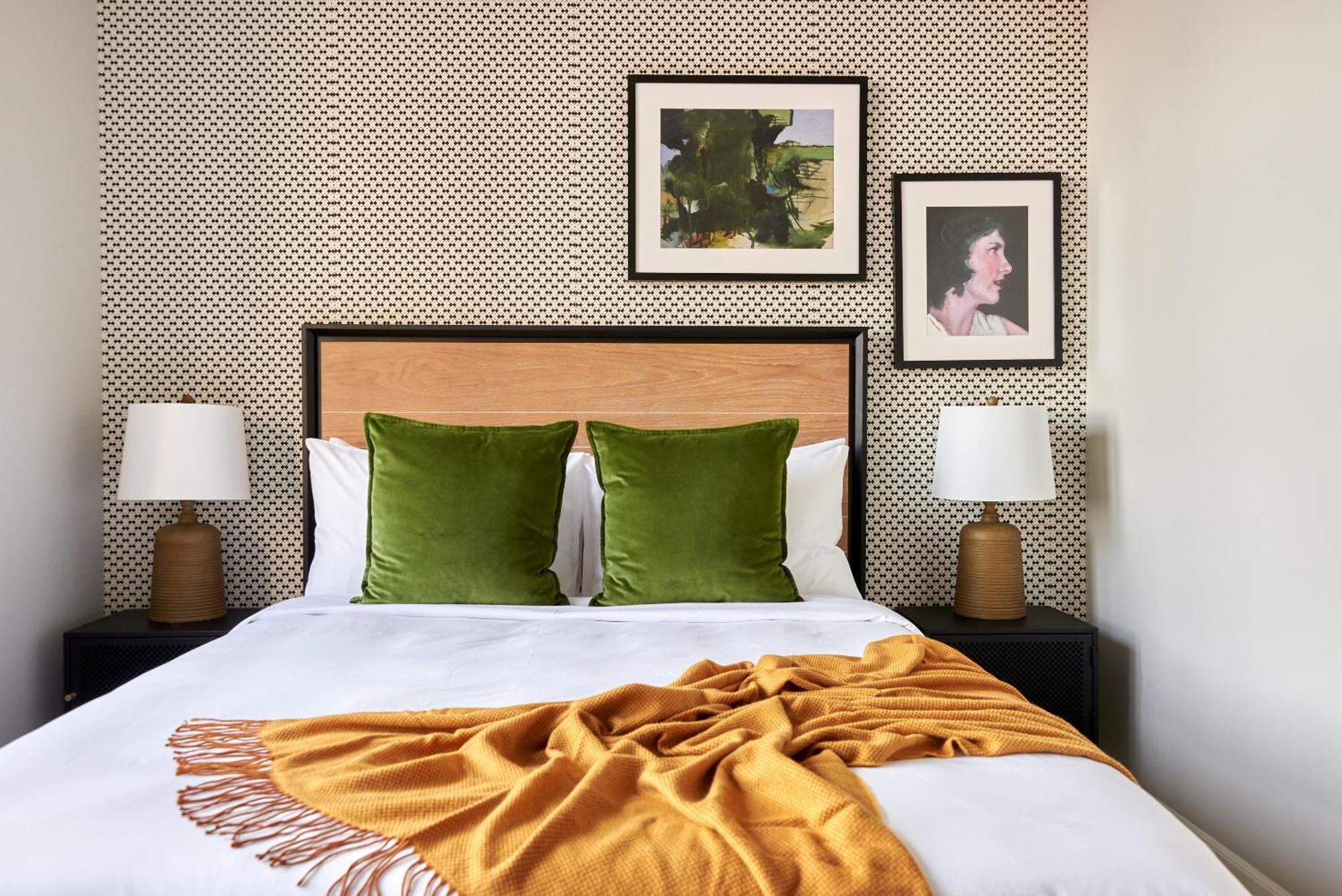 Kasa Cadillac Square Aparthotel 4*