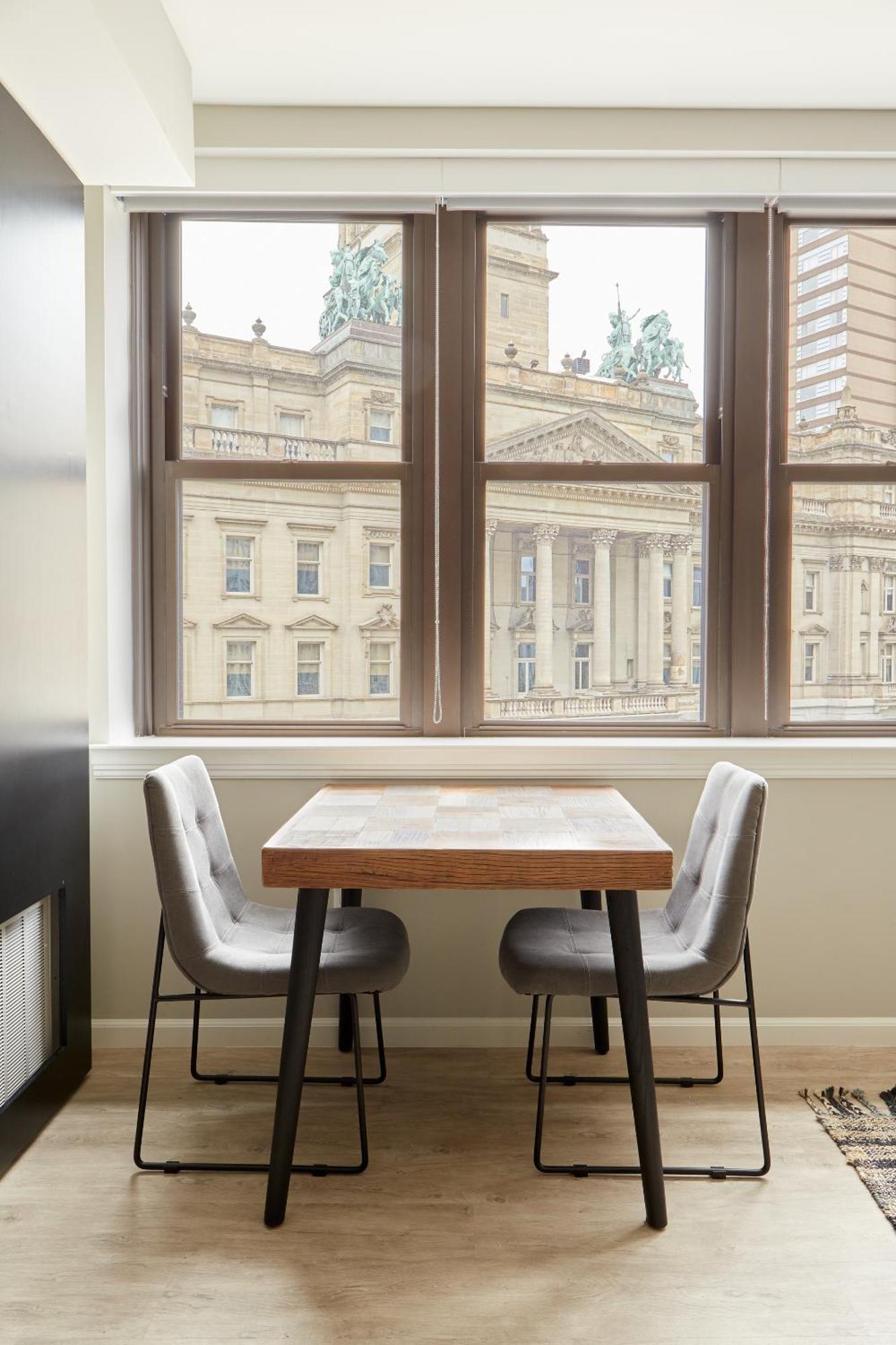 Aparthotel Kasa Cadillac Square 4*